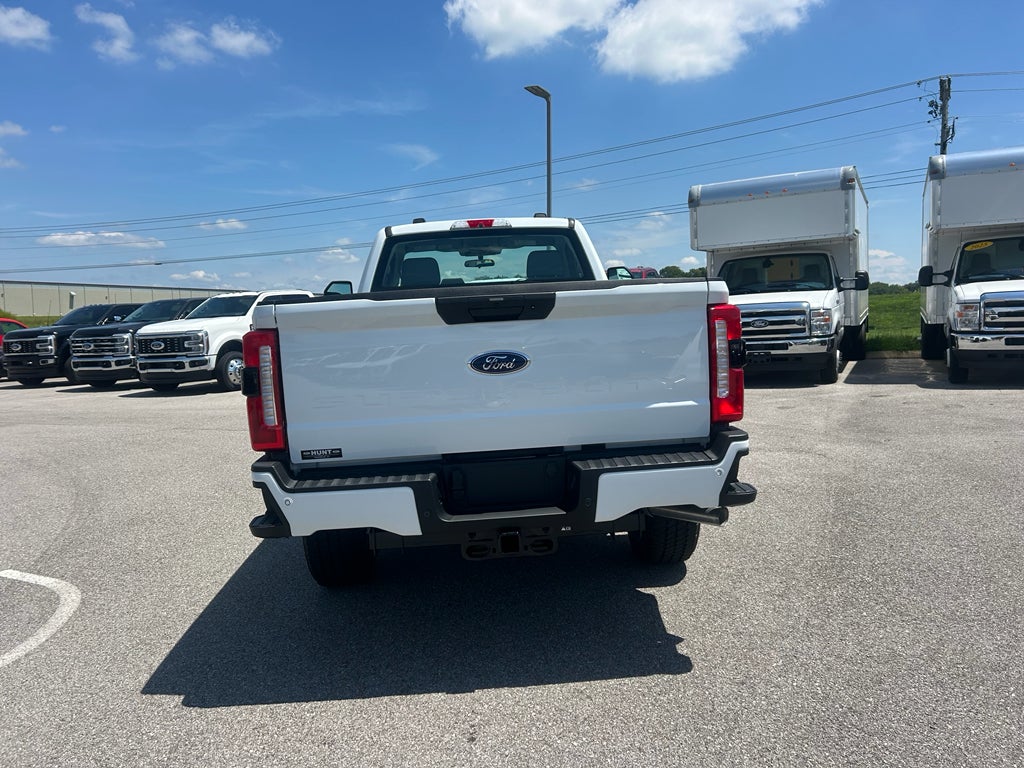 2025 Ford F-350 F-350® XL