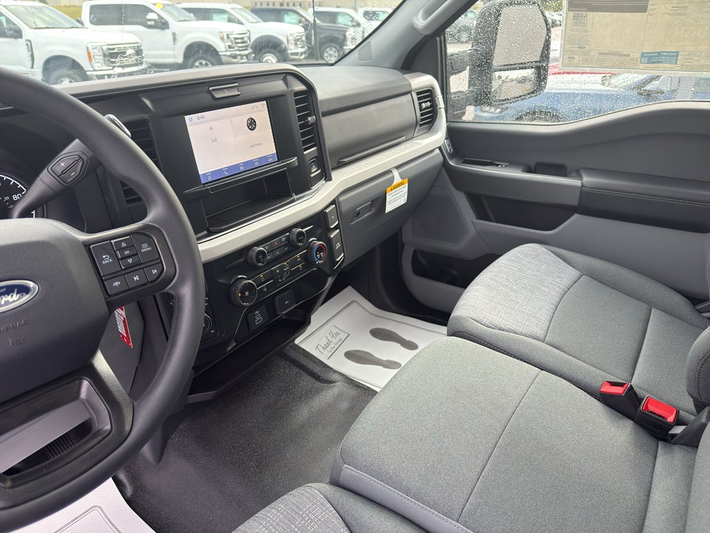 2025 Ford F-350 F-350® XLT