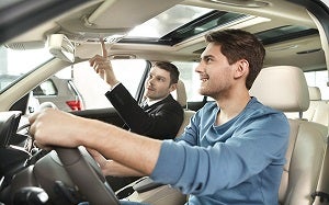 Schedule a test drive at Hunt Ford Chrysler in Franklin, KY.